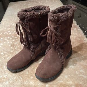 Vintage Faux Shearling Boots never worn!